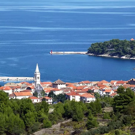 With A Parking Space Jelsa, Hvar - 4595 Apartment Jelsa (Hvar)